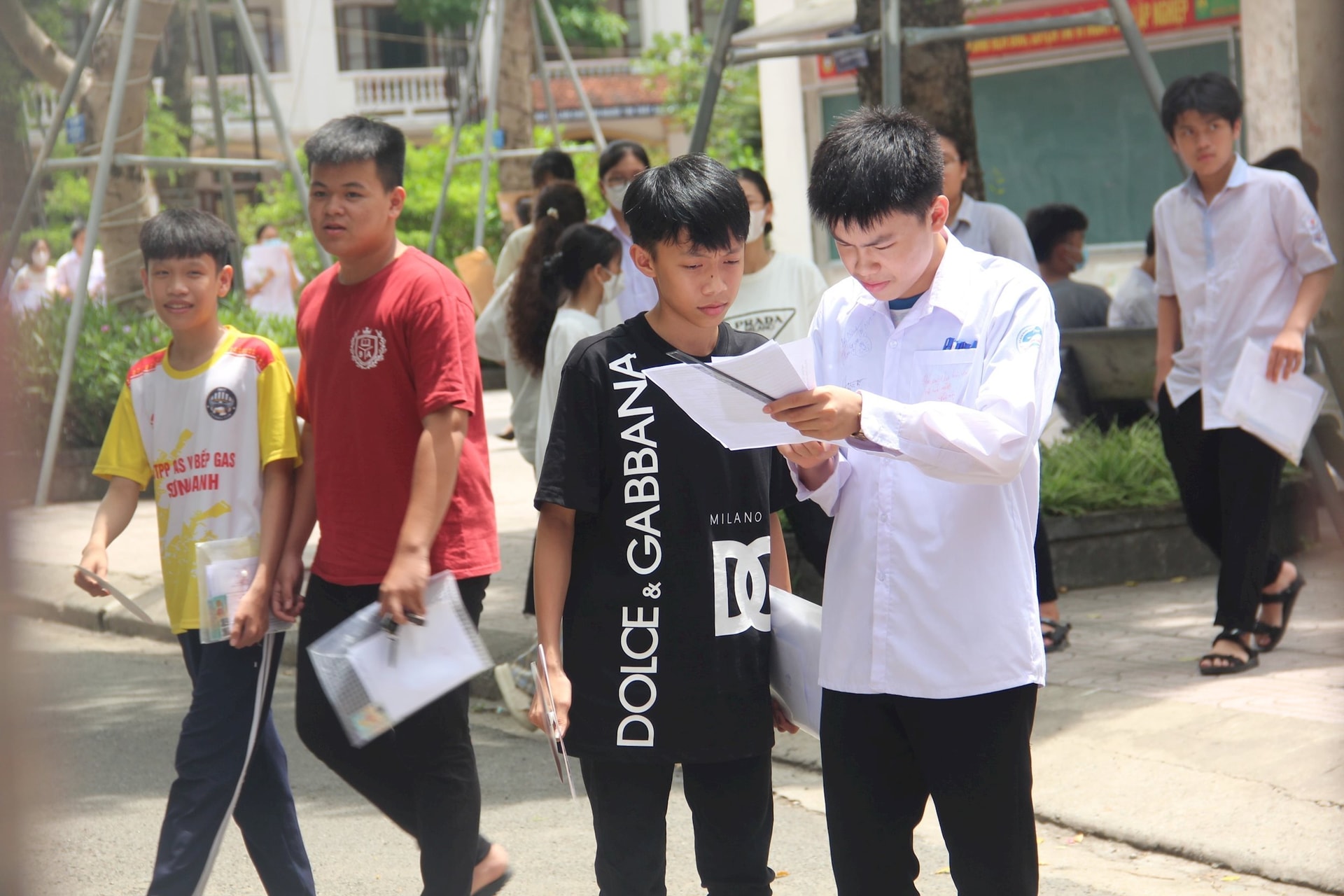 vna_potal_gan_17000_thi_sinh_ha_tinh_hoan_thanh_buoi_thi_dau_tien_ky_thi_vao_lop_10__6770129.jpg