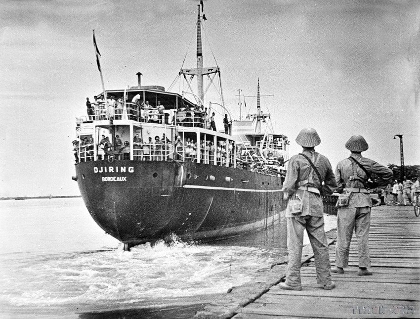 vna_potal_hiep_dinh_geneva_1954_-_moc_son_lich_su_mang_y_nghia_thoi_dai__7474180.jpg