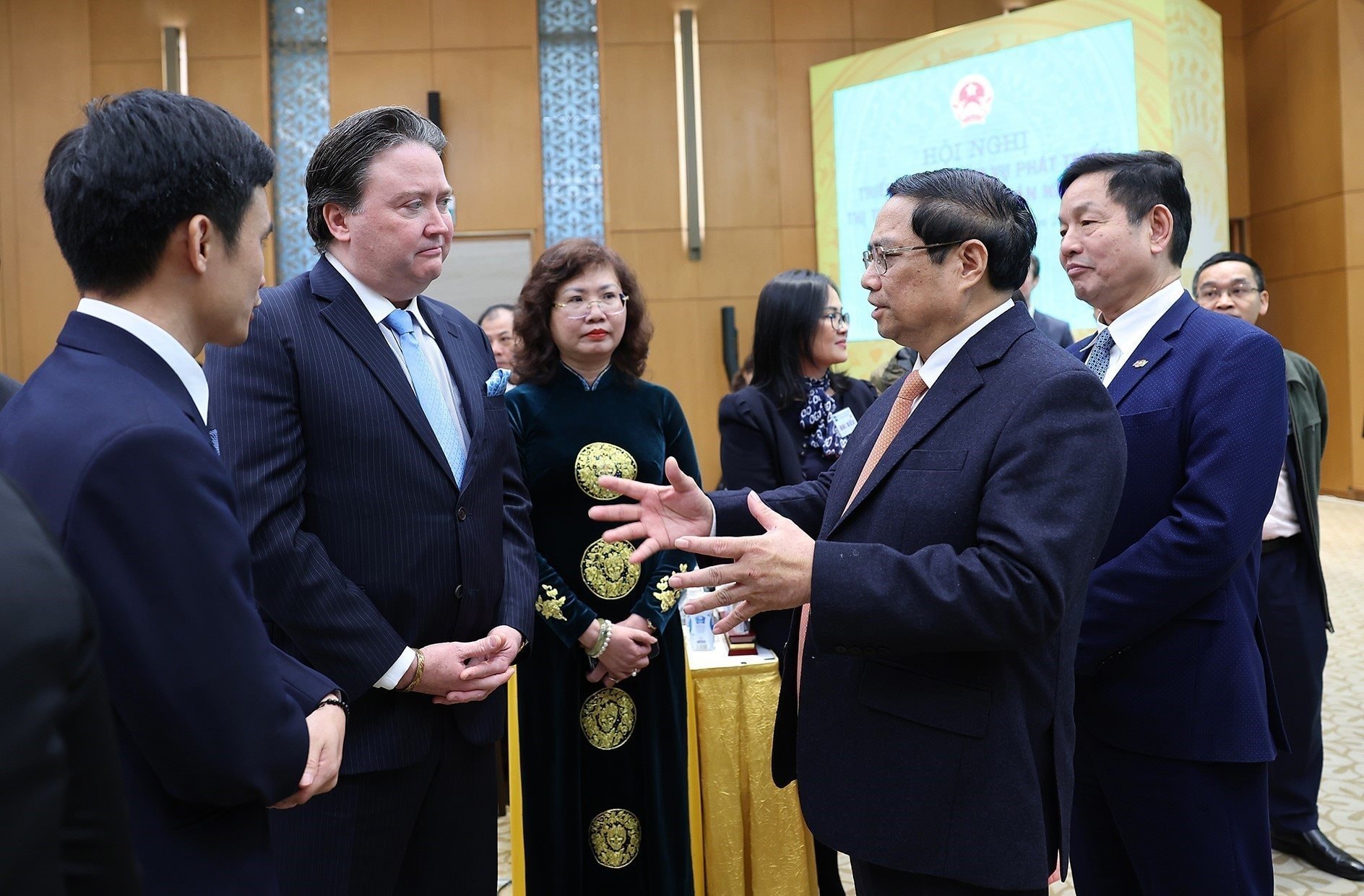 vna_potal_thu_tuong_chu_tri_hoi_nghi_phat_trien_thi_truong_chung_khoan_nam_2024_7245876.jpg