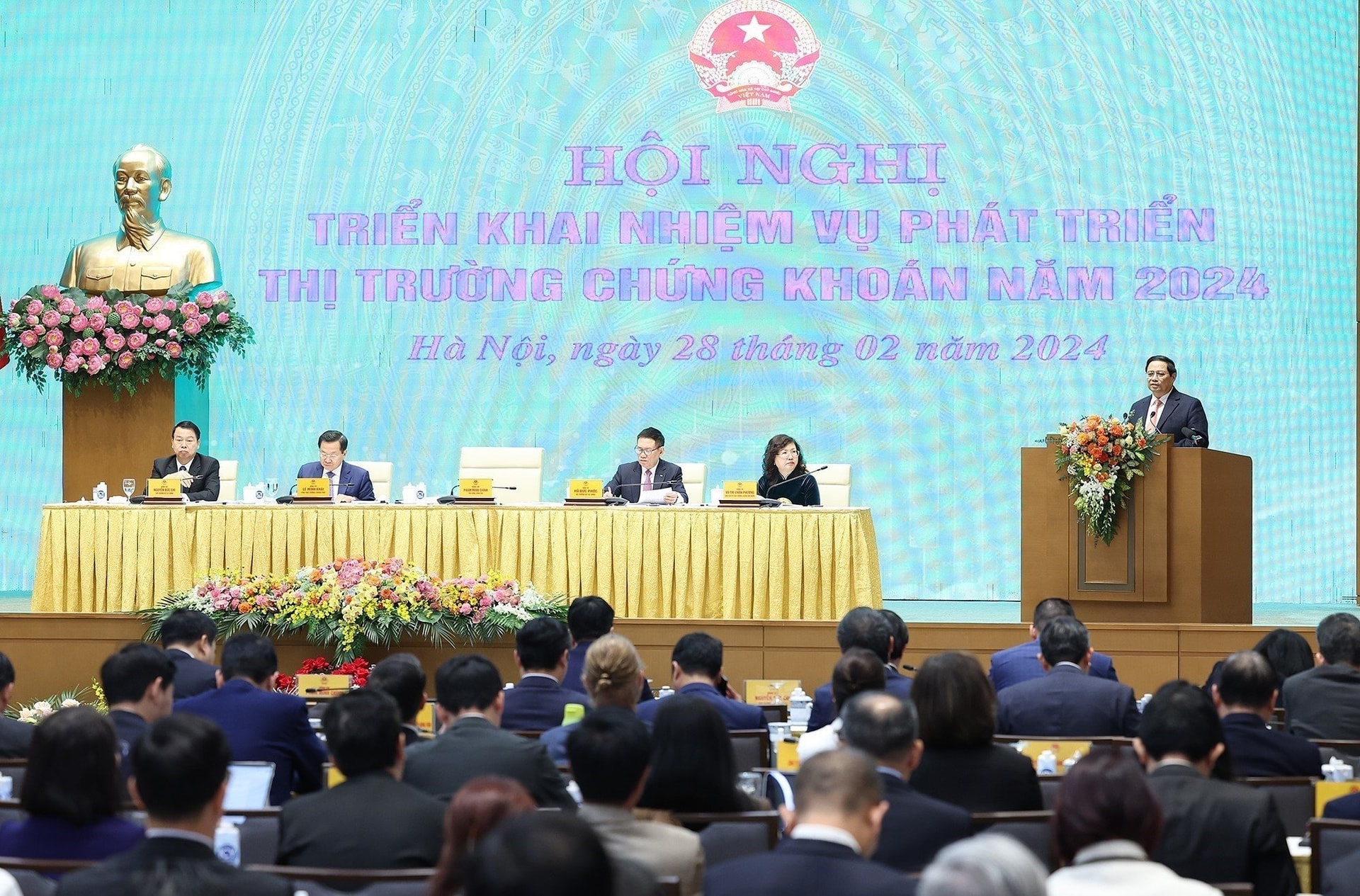 vna_potal_thu_tuong_chu_tri_hoi_nghi_phat_trien_thi_truong_chung_khoan_nam_2024_7246064-1-.jpg