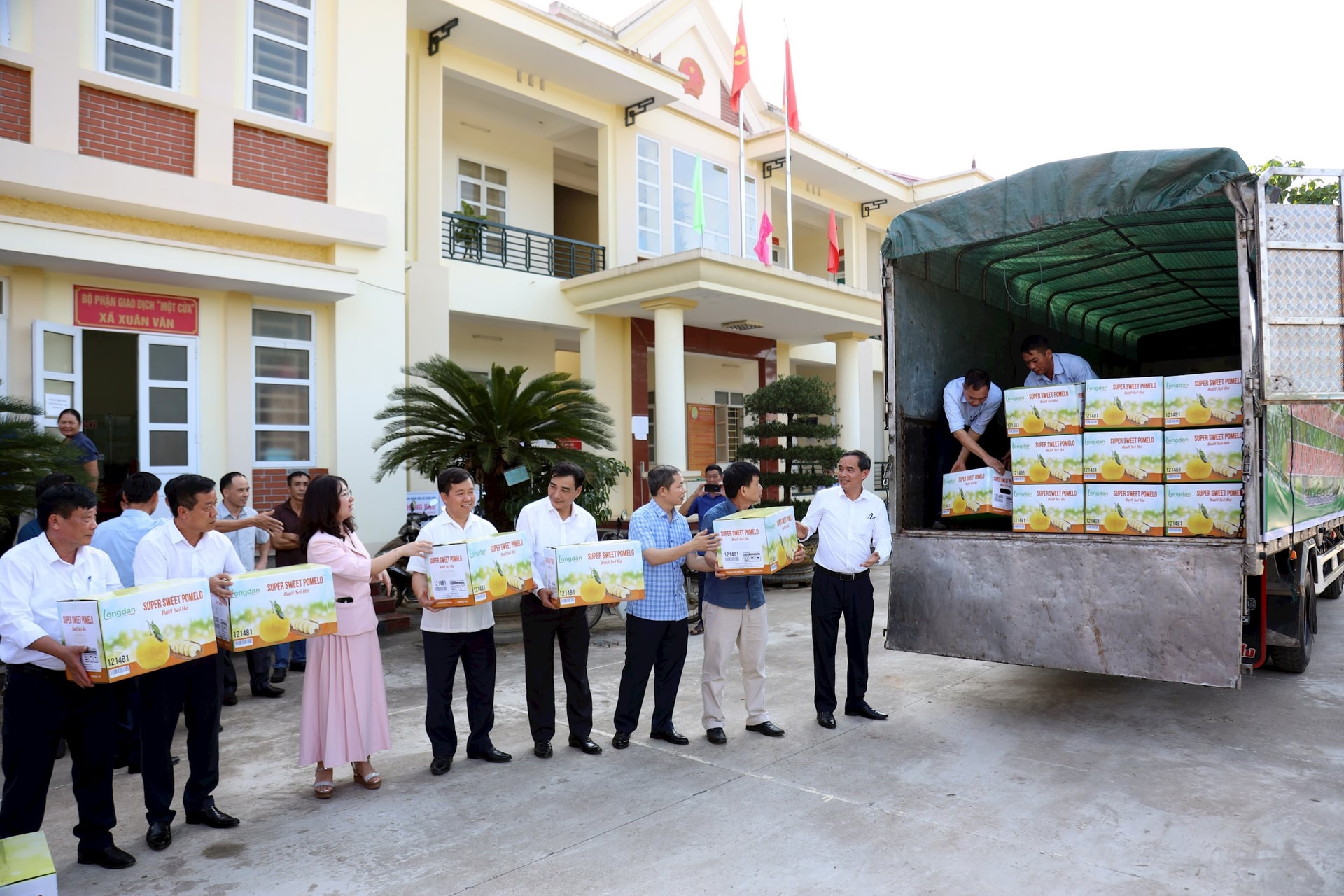 vna_potal_trien_vong_xuat_khau_nong_san_tuyen_quang_sang_thi_truong_chau_au_7737785.jpg