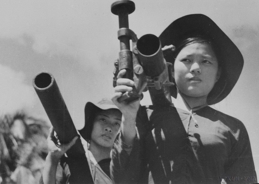 ttxvn_nu-phao-binh-2.jpg
