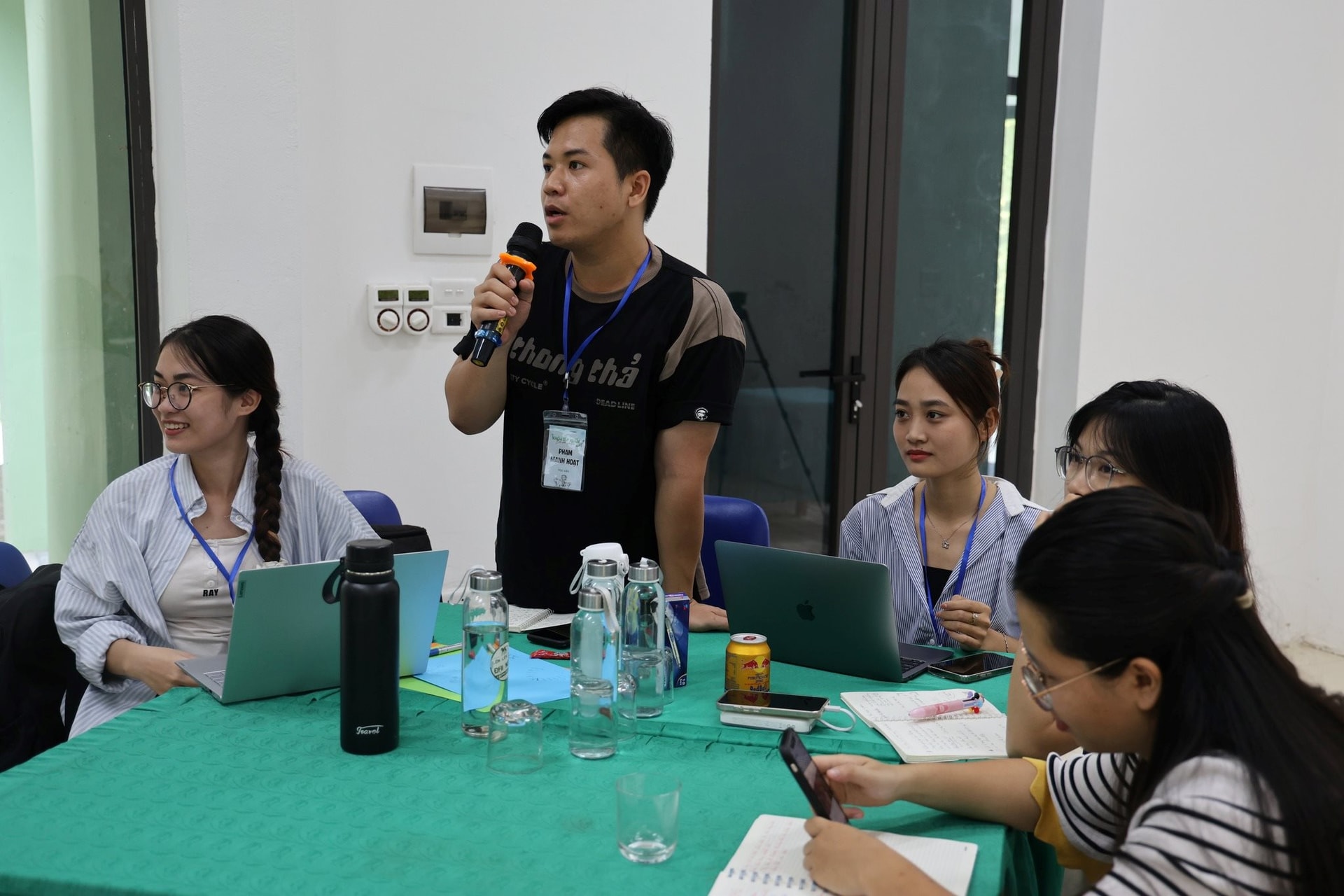 2024.-y4e-tap-huan-buoc-chan-sinh-thai.jpg