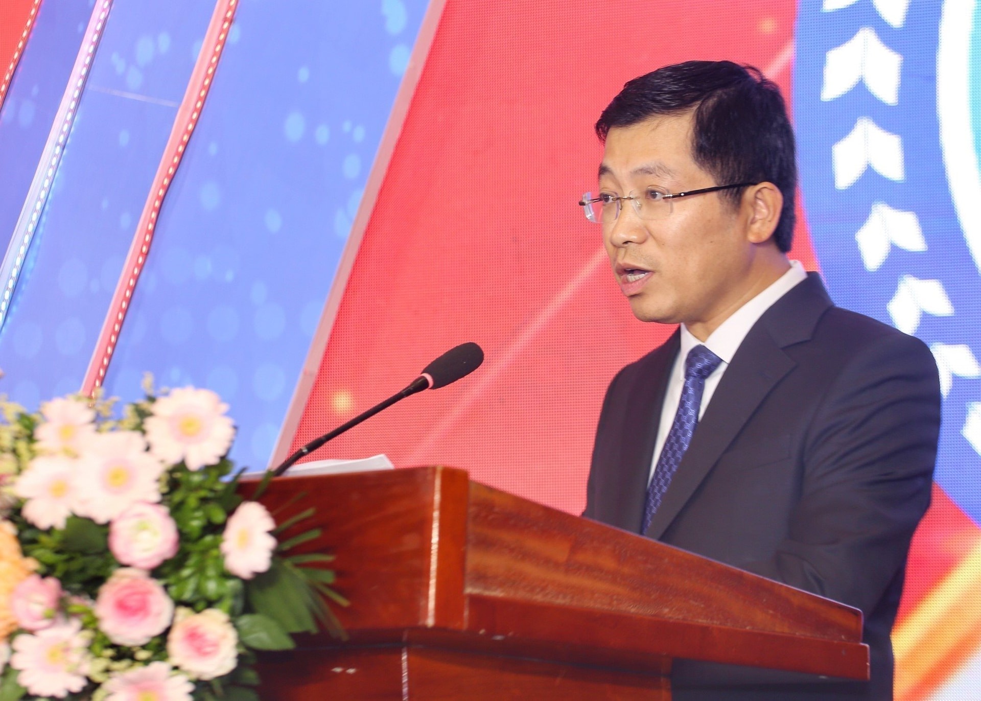 vna_potal_cuc_bao_chi_ky_niem_20_nam_ngay_thanh_lap_va_don_nhan_huan_chuong_lao_dong_hang_nhi_6839549-1-.jpeg