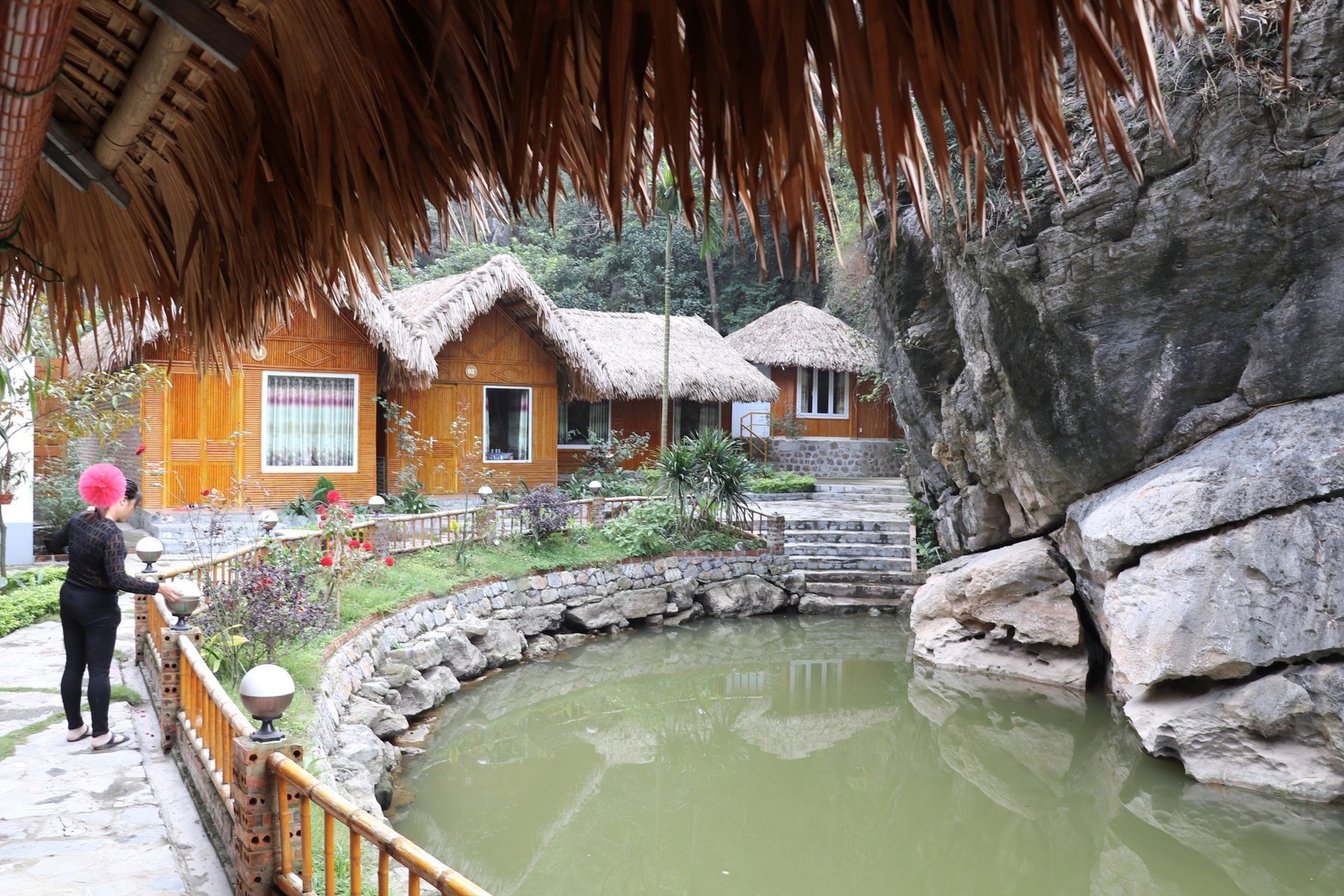 ninh-binh-khuyen-cao-du-khach-khong-su-dung-cac-homestay-trai-phep.-anh-ninh-duc-phuong.-ttxvn.jpg