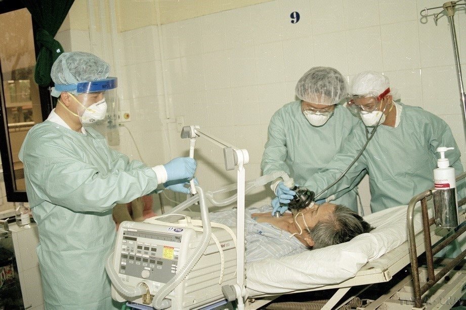 benh-sars.jpg