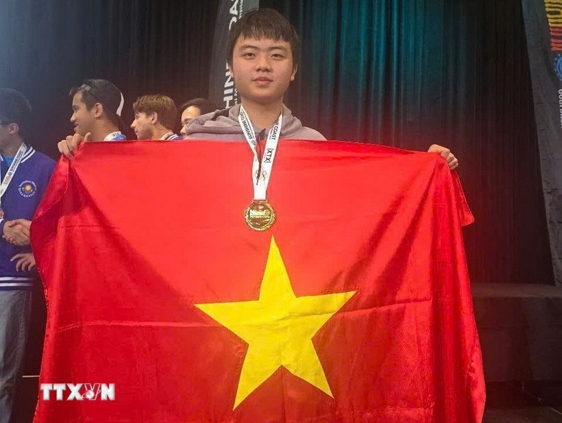 0608-olympic-toan-quoc-te-vo-trong-khai-1.jpg