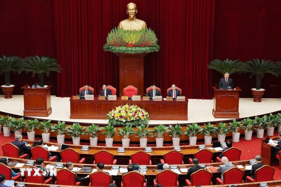 media.vietnamplus.vn-images-ca6baca299c3055392a240b38525fedf8e204cd74ab20fc76df51789e40d8d9b38a75b0121dabae33d1e0806bf1b06e46db0f086767bf8c374bff428b0cc9374-_ttxvn-hoi-nghi-trung-uong-3.jpg