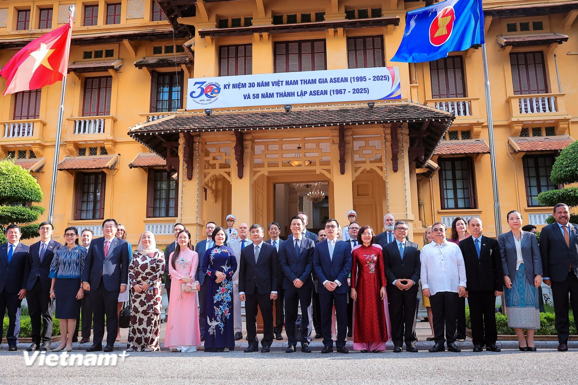 thuong-co-asean-10.jpg