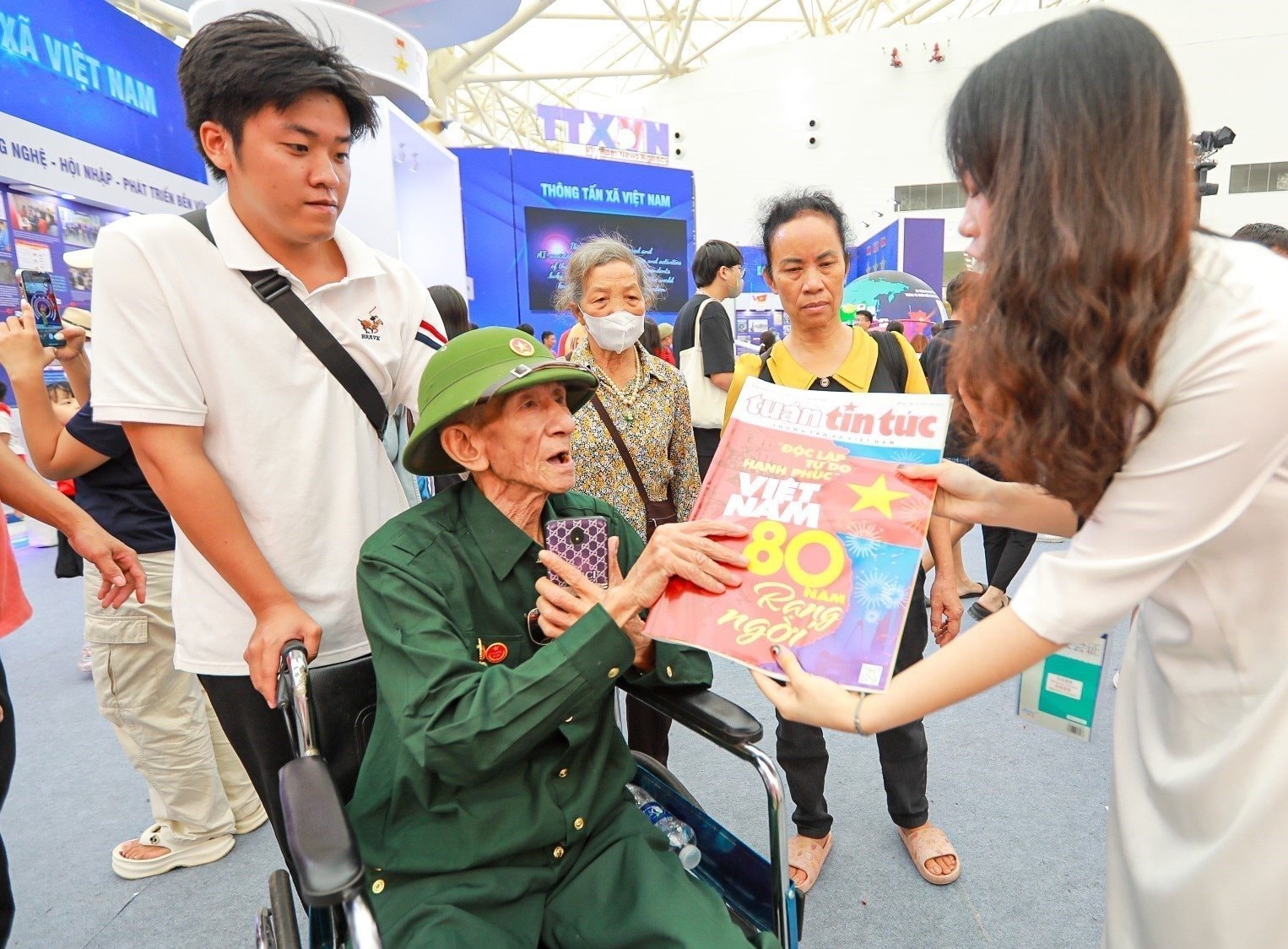 vna_potal_khu_trung_bay_cua_ttxvn_-_diem_den_tai_trien_lam_80_nam_hanh_trinh_doc_lap_-_tu_do_-_hanh_phuc_8246506.jpg
