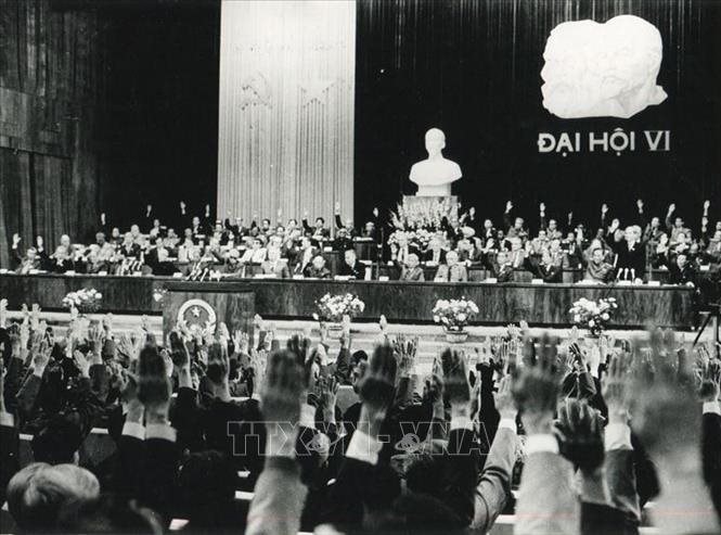 1-dai-hoi-dang-lan-thu-vi-tu-15-den-18-12-1986-tai-ha-noi-mo-dau-cong-cuoc-doi-moi-khoi-day-va-phat-huy-suc-manh-tiem-nang-de-dua-dat-nuoc-tien-len19-16-38-30.jpg