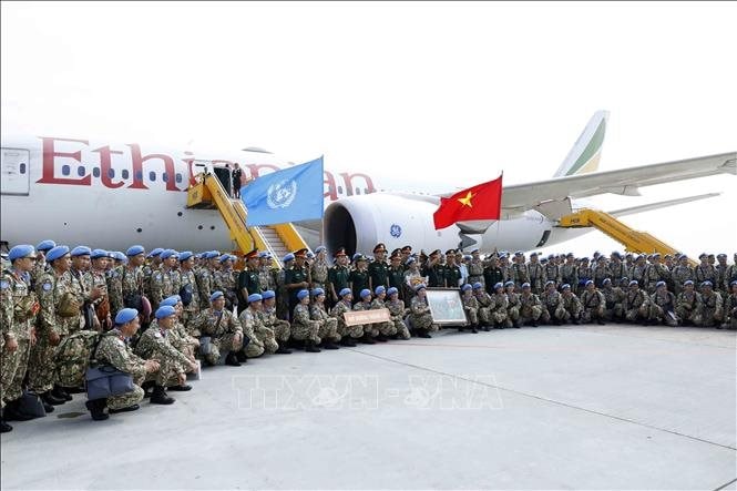 vna_potal_doi_cong_binh_so_2_len_duong_thuc_hien_nhiem_vu_gghb_tai_abyei_stand-1-.jpg