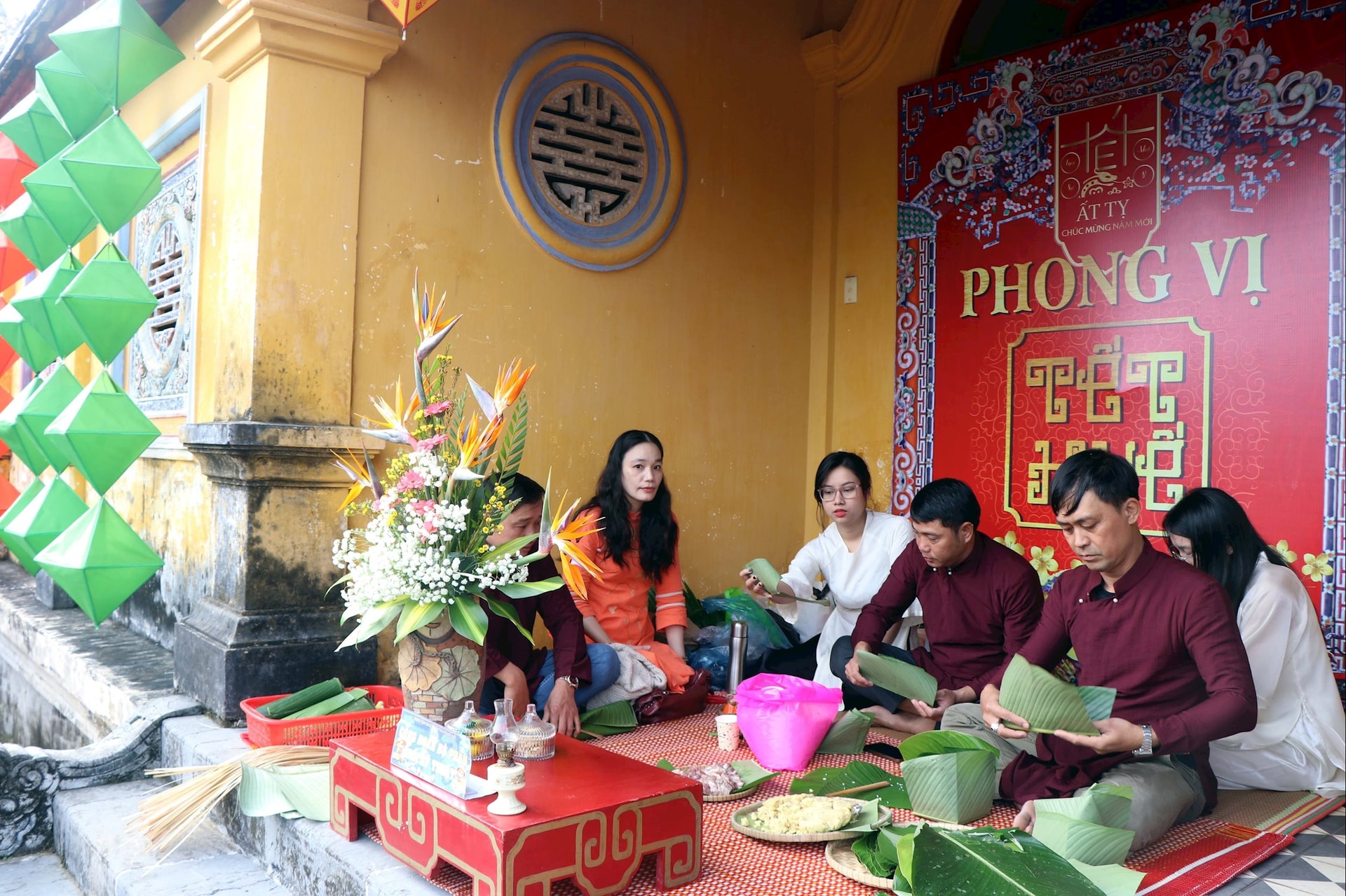 vna_potal_net_dep_phong_vi_tet_o_hoang_cung_hue_7821605.jpg