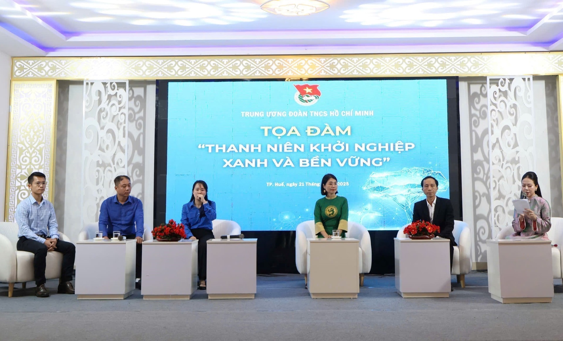 vna_potal_day_manh_phong_trao_thanh_nien_khoi_nghiep_xanh_ben_vung_8287527.jpg