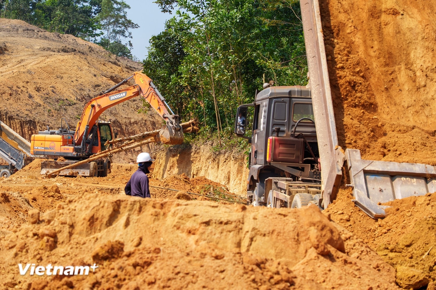 vnp-2026-02-24-kiemtra-truong-li (3)