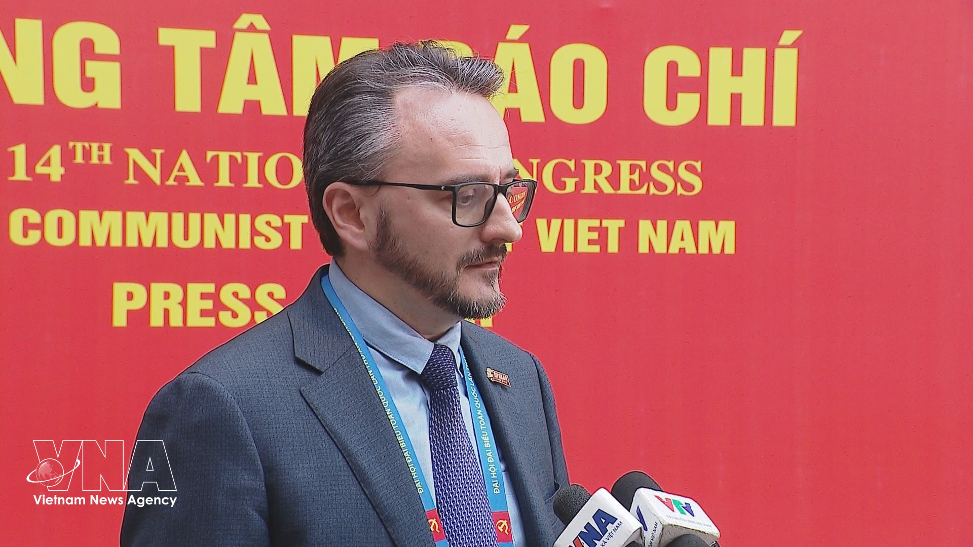 mikhail-kostrikov-pho-tong-bien-tap-bao-pravda-su-that-uy-vien-ban-chap-hanh-trung-uong-dang-cong-san-lien-bang-nga-2.jpg