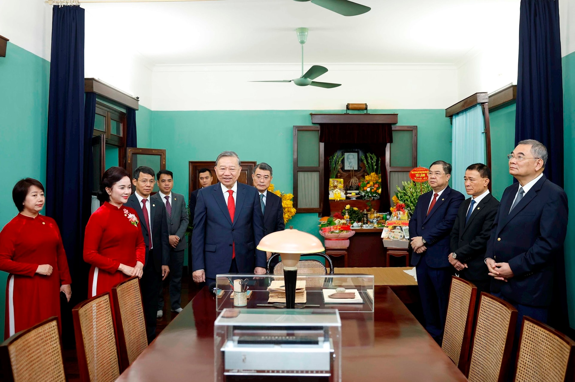 vnapotaltongbithudanghuongtuongniembachotainha678594833-17790013922611113580447.jpg