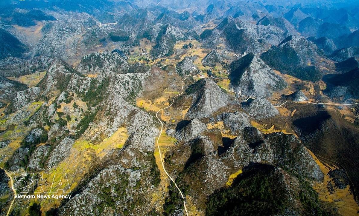 den-ha-giang-kham-pha-cong-vien-dia-chat-toan-cau-cao-nguyen-da-dong-van-01-1642429841.jpg