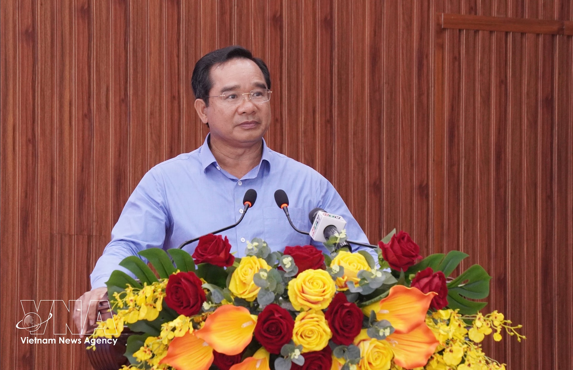 vnanet_bau_cu_quoc_hoi_va_hdnd_chu_tich_uy_ban_nhan_dan_nguyen_van_duoc_tiep_xuc_cu_tri_tp_ho_chi_minh_8622957.jpg