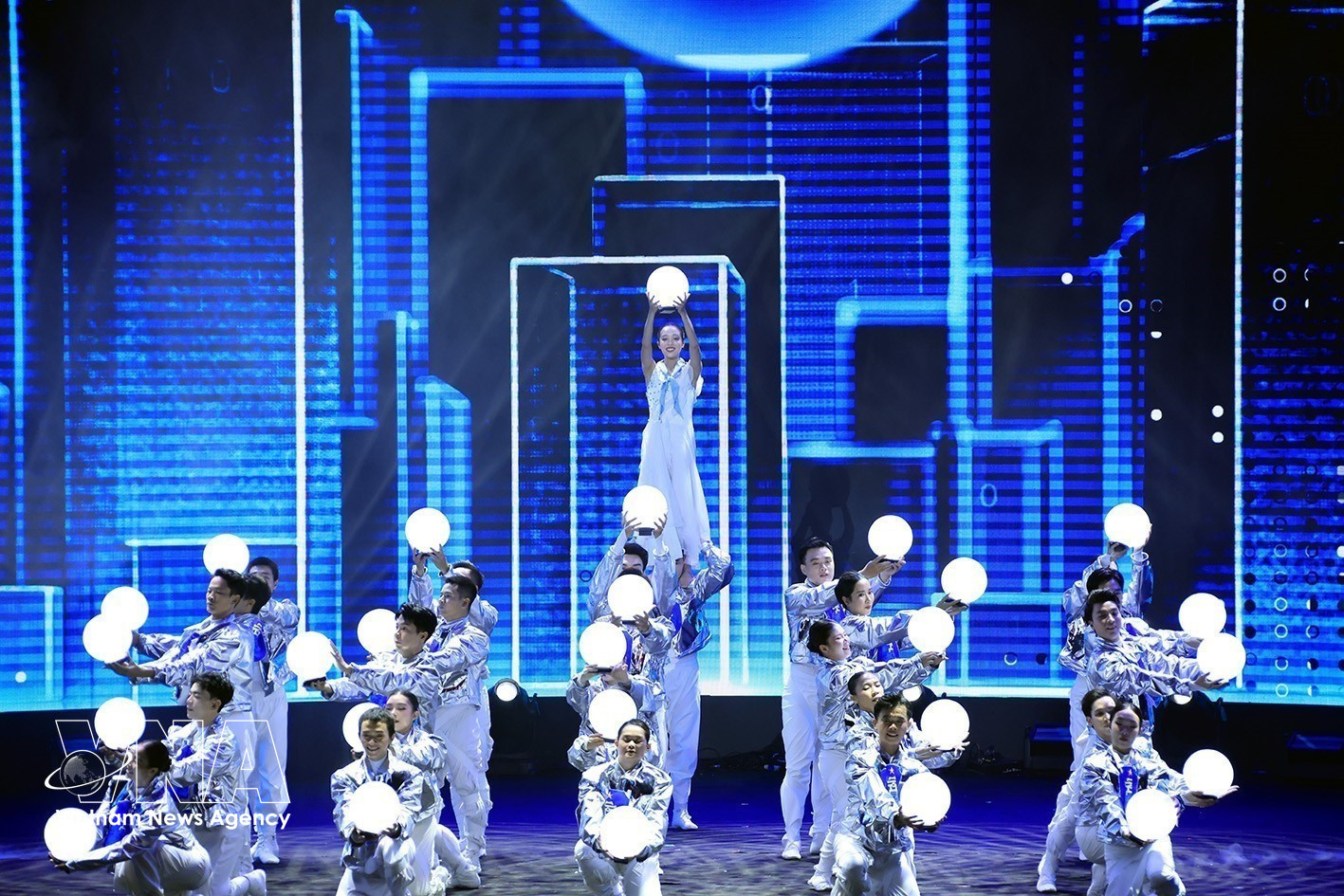 potal-le-mo-ky-cong-uoc-ha-noi-8361706.jpg