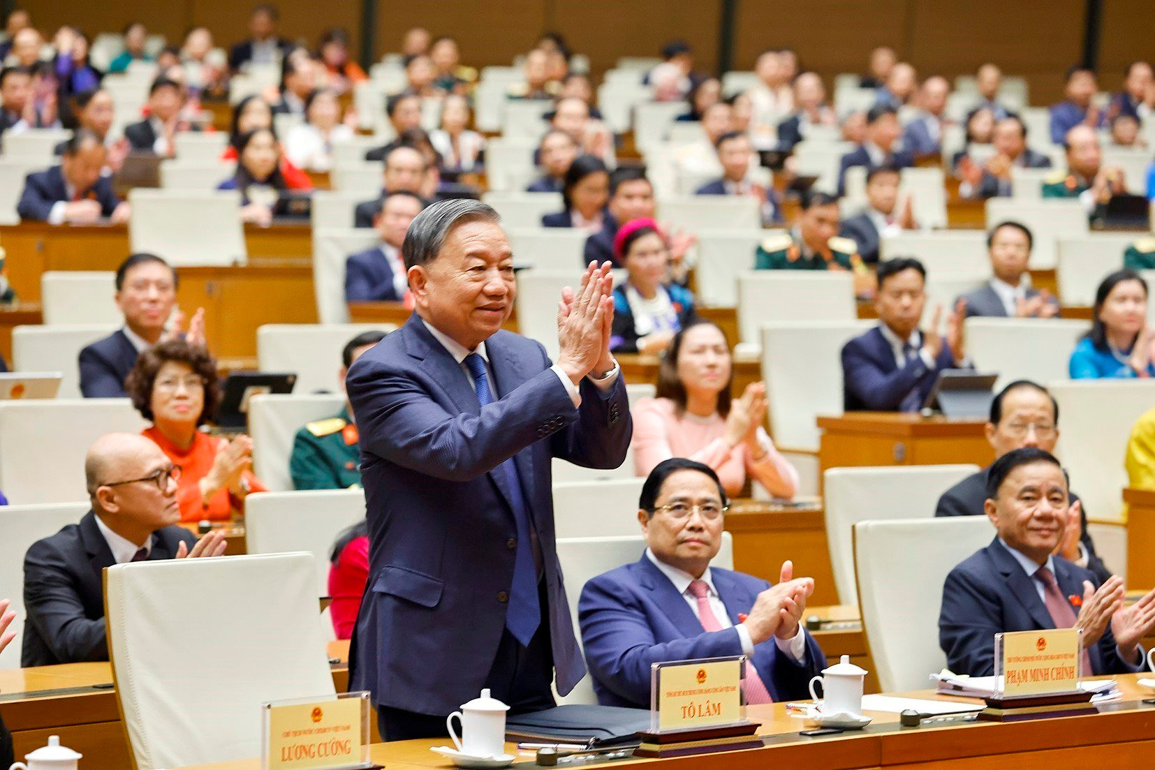 ttxvn_phien_be_mac_ky_hop_thu_10_quoc_hoi_khoa_xv_8464563.jpg