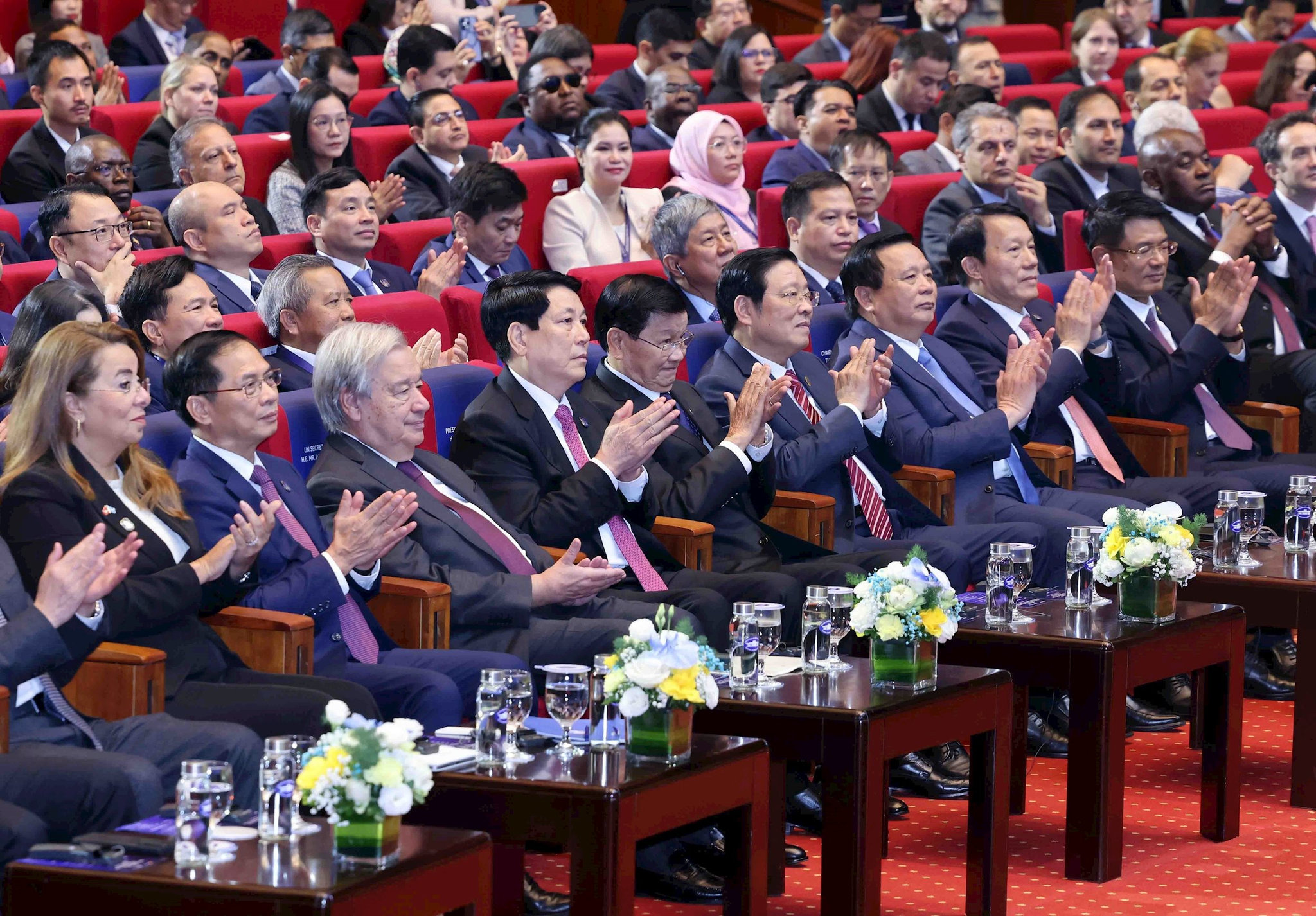 vna_potal_khai_mac_trong_the_le_mo_ky_cong_uoc_ha_noi_8361798.jpg