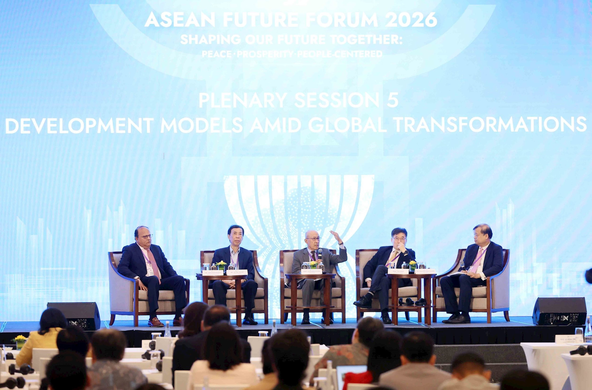 vna_potal_dien_dan_tuong_lai_asean_2026_mo_hinh_phat_trien_trong_boi_canh_chuyen_doi_toan_cau_8817797.jpg