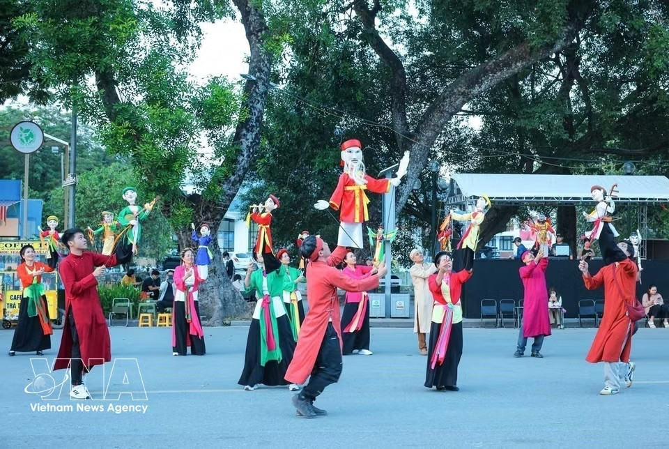 vnanet-02-ha-noi-dung-thu-hai-th.jpg
