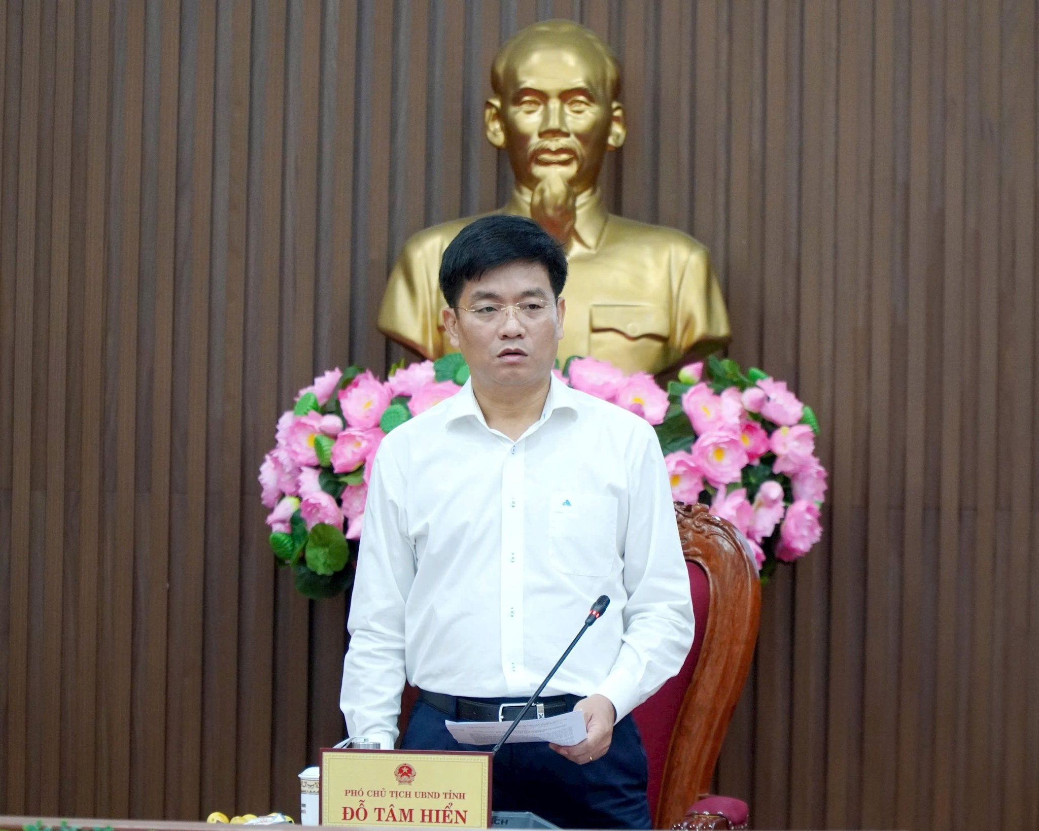 pho-chu-tich-uy-ban-nhan-dan-tinh-do-tam-hien.jpg