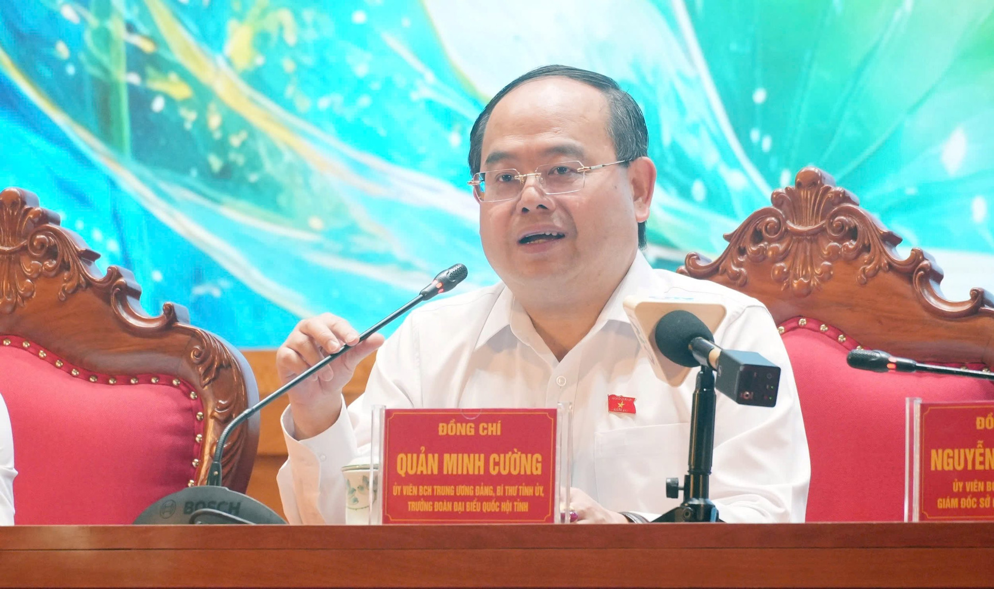 uy-vien-trung-uong-dang-bi-thu-tinh-uy-quang-ninh-quan-minh-cuong-1-.jpg
