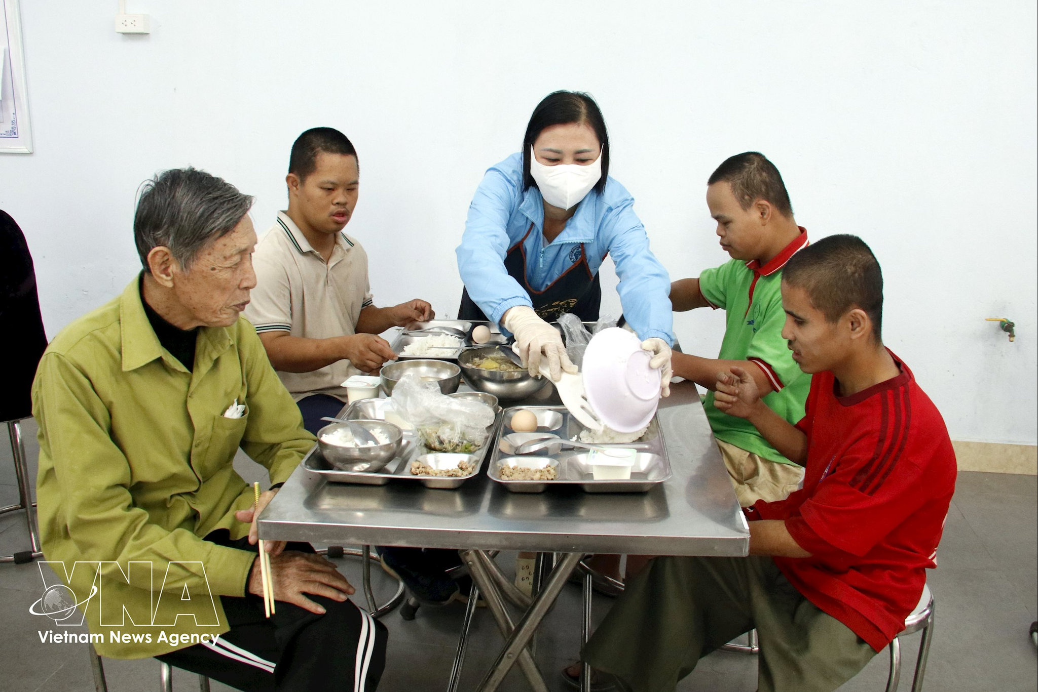 vnanet_potal-lan-toa-yeu-thuong 3