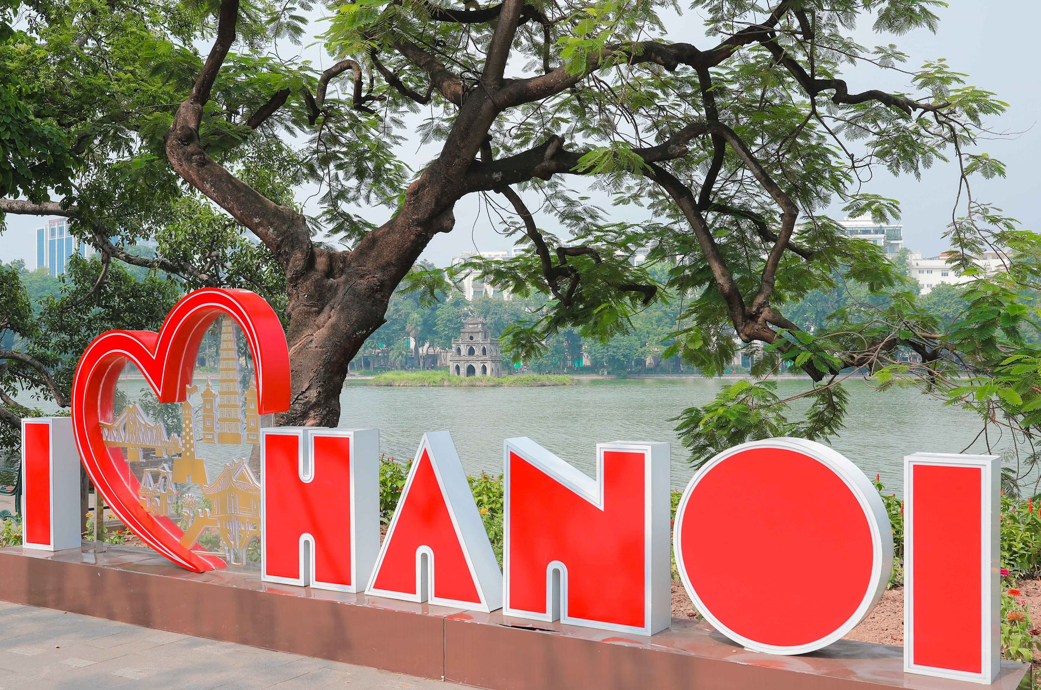 vna_potal_ha_noi_lay_y_kien_nguoi_dan_dieu_chinh_quy_hoach_khu_vuc_ho_hoan_kiem_9012575.jpg