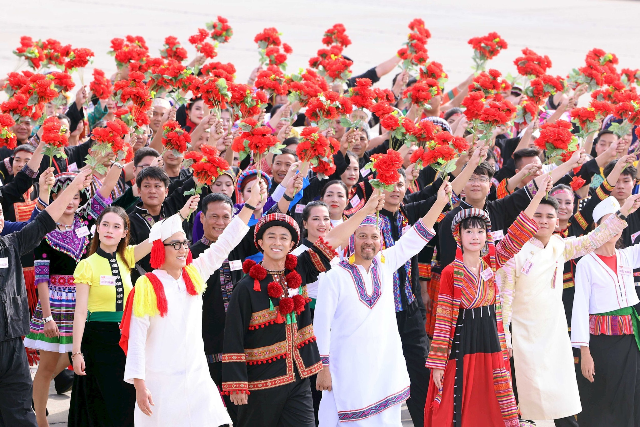 Bài 3: “Ý Đảng, lòng dân”: Kết tinh sức mạnh, mở ra chặng đường phát triển mới