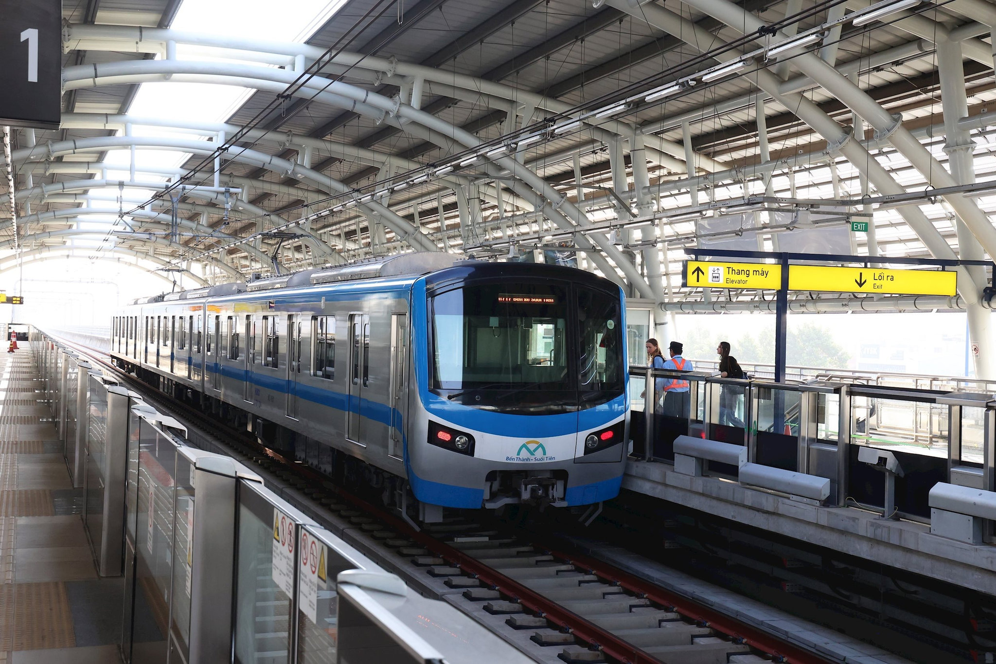 vna_potal_thanh_pho_ho_chi_minh_tang_toc_hoan_thanh_mang_luoi_metro_8414671.jpg