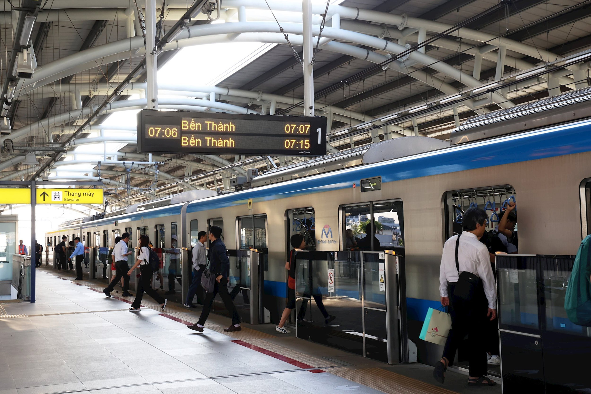 vna_potal_thanh_pho_ho_chi_minh_tang_toc_hoan_thanh_mang_luoi_metro_8414676.jpg