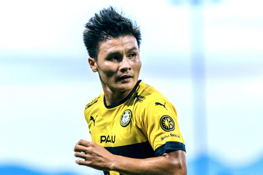 Chuyện Quang Hải ở Pau FC: Hãy cho số 19 thêm thời gian và sự ủng hộ
