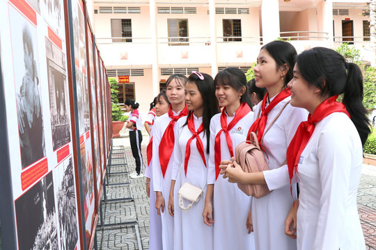“Họp Diên hồng”: Những quyết sách vì lợi ích trăm năm
