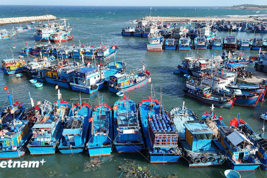 VIETNAM IN THE NEW ERA Reforming marine governance: Foundation for Vietnam to become a strong maritime nation